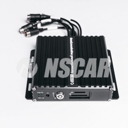 Автомобильный видеорегистратор NSCAR 401 SD 4G+GPS (4 канала, 720Р)