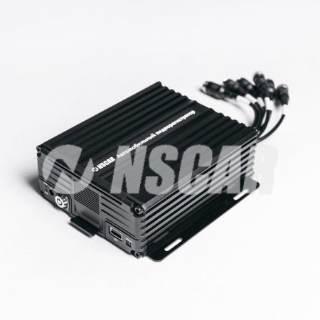 Автомобильный видеорегистратор NSCAR401 HDD+SD 4G+GPS+WiFi (4 канала, 720Р)