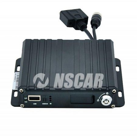 Комплект на 2 камеры NSCAR 201 FullHD: 4х канальный регистратор FullHD, 2 камеры FullHD, микрофон, провода подключения