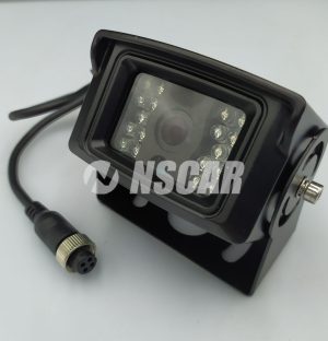 Автомобильная видеокамера NSCAR AC404