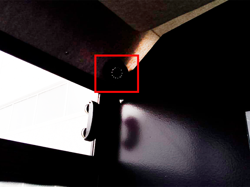 Камера наблюдения установленная для контроля за пассажирами автобуса