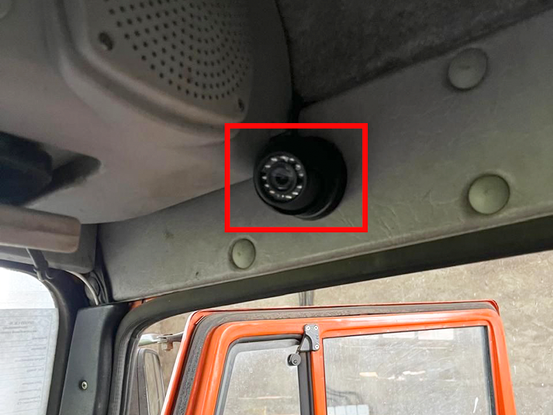 видеокамера NSCAR FD317 ver.06 в кабине водителя для контроля за работой